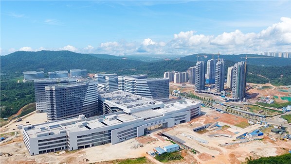 岳陽市中心醫(yī)院暨配套工程項(xiàng)目工程建設(shè)專題調(diào)度會召開